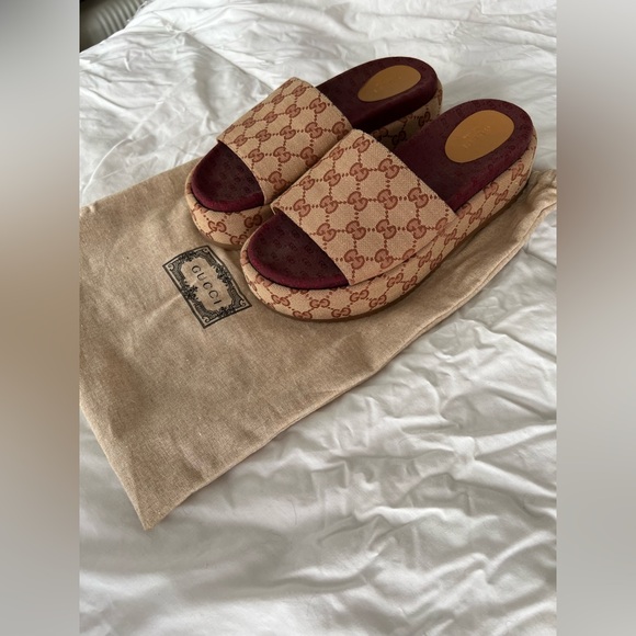 Gucci GG Supreme Platform Sandal Dark Red (Women's) - Picture 2 of 6